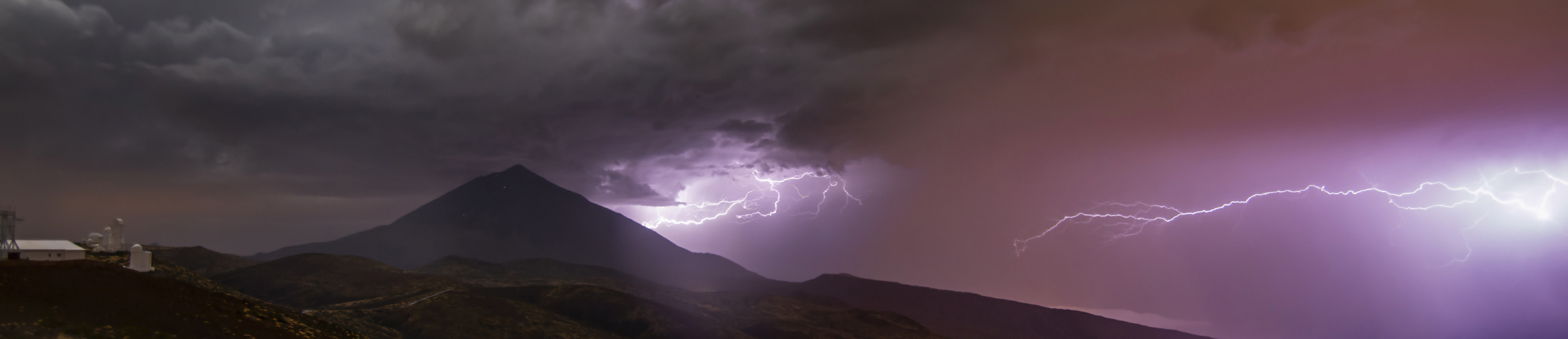 Cloud Tower talks in Santa Cruz de Tenerife