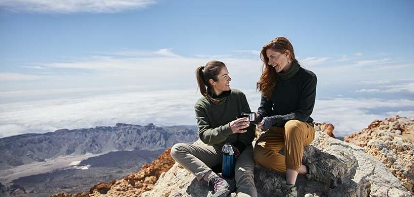 Climbing the Teide Crater with the help of the Cable Car